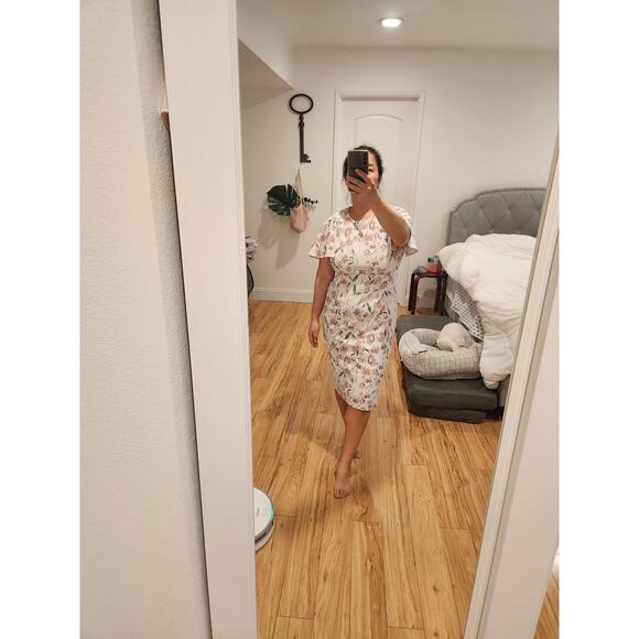 Calvin Klein size 8 Floral Midi Dress Ruffle Shoulder‎ white /flower patterm - Picture 2 of 3